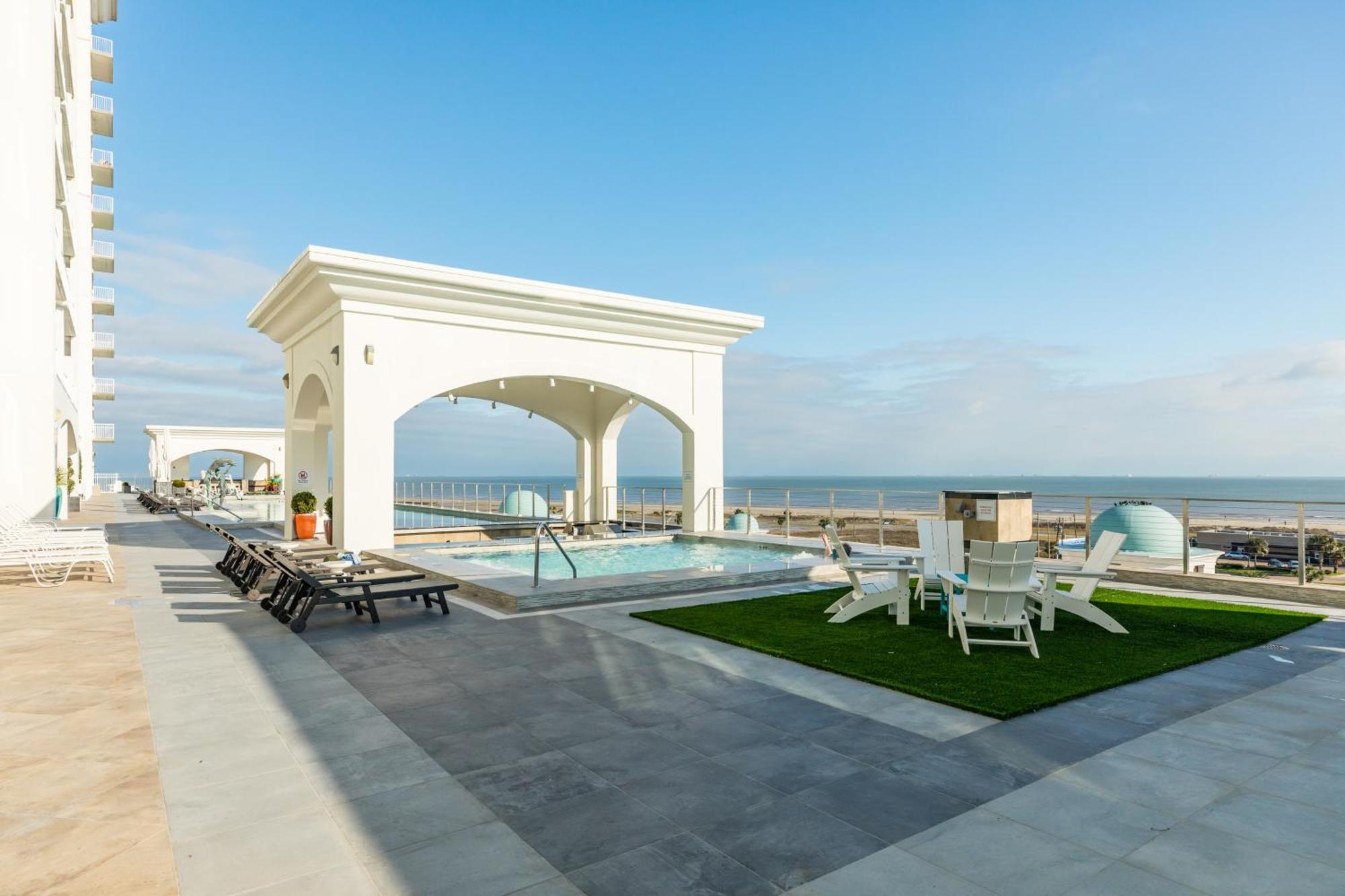 Emerald By The Sea Retreat 갤버스턴 객실 사진