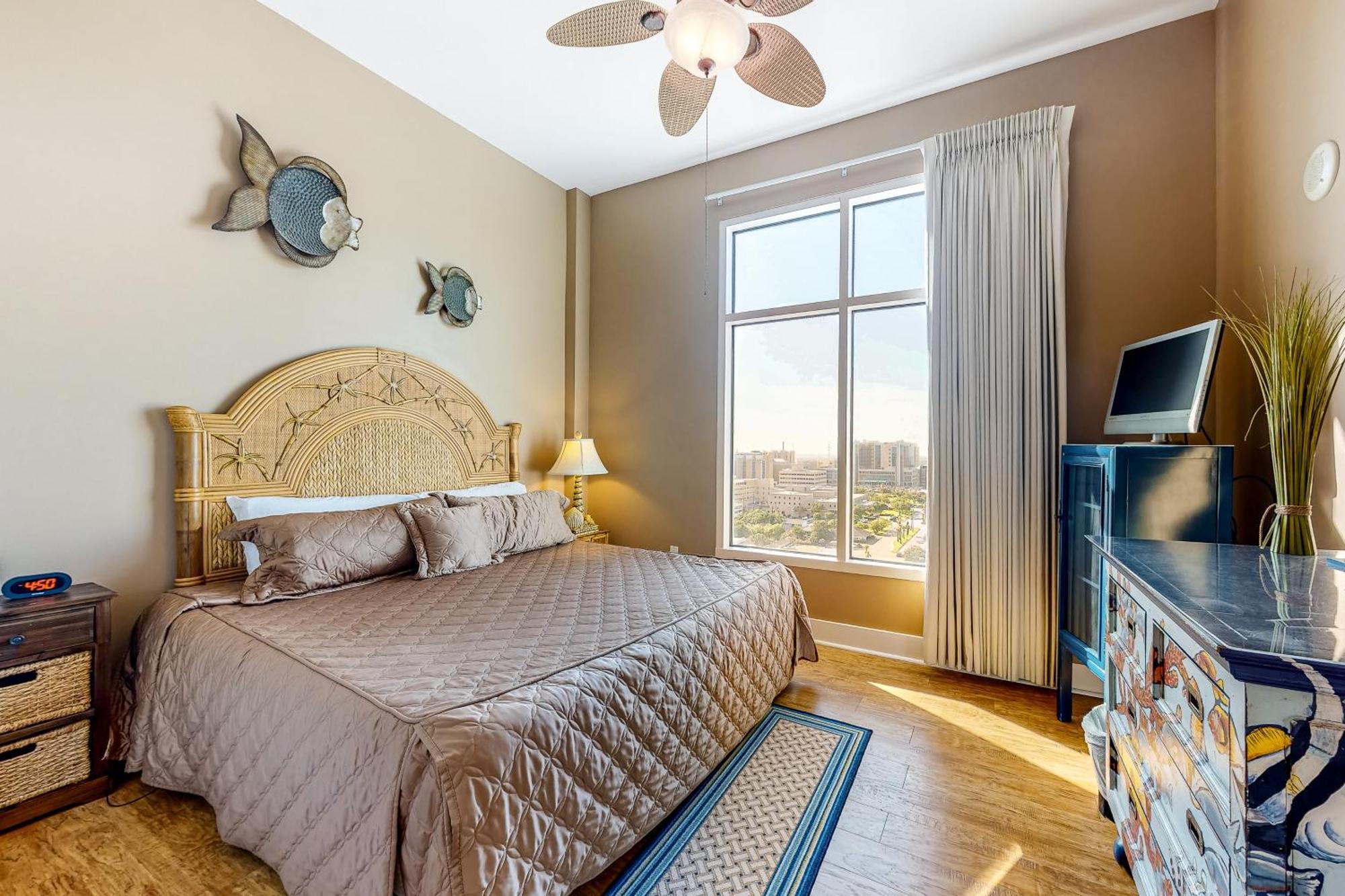 Emerald By The Sea Retreat 갤버스턴 객실 사진
